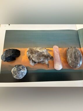 🔮 5 Piece Healing Crystal Gift Box - Black Moonstone (rare) ⚡️🎁
